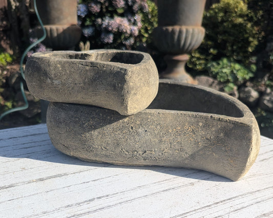 English stone heart bird baths - UK Delivery included 0061.