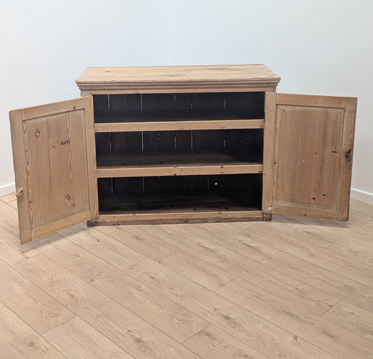 Vintage Victorian pine wood dresser cupboard with 3 shelves - Delivery available 0356