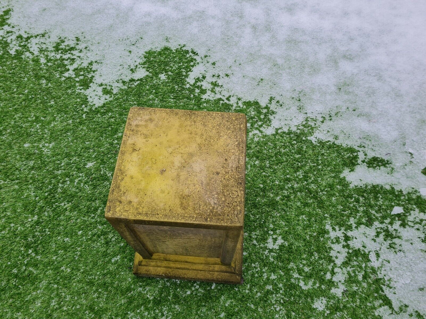 Aged English Stone panel plinth