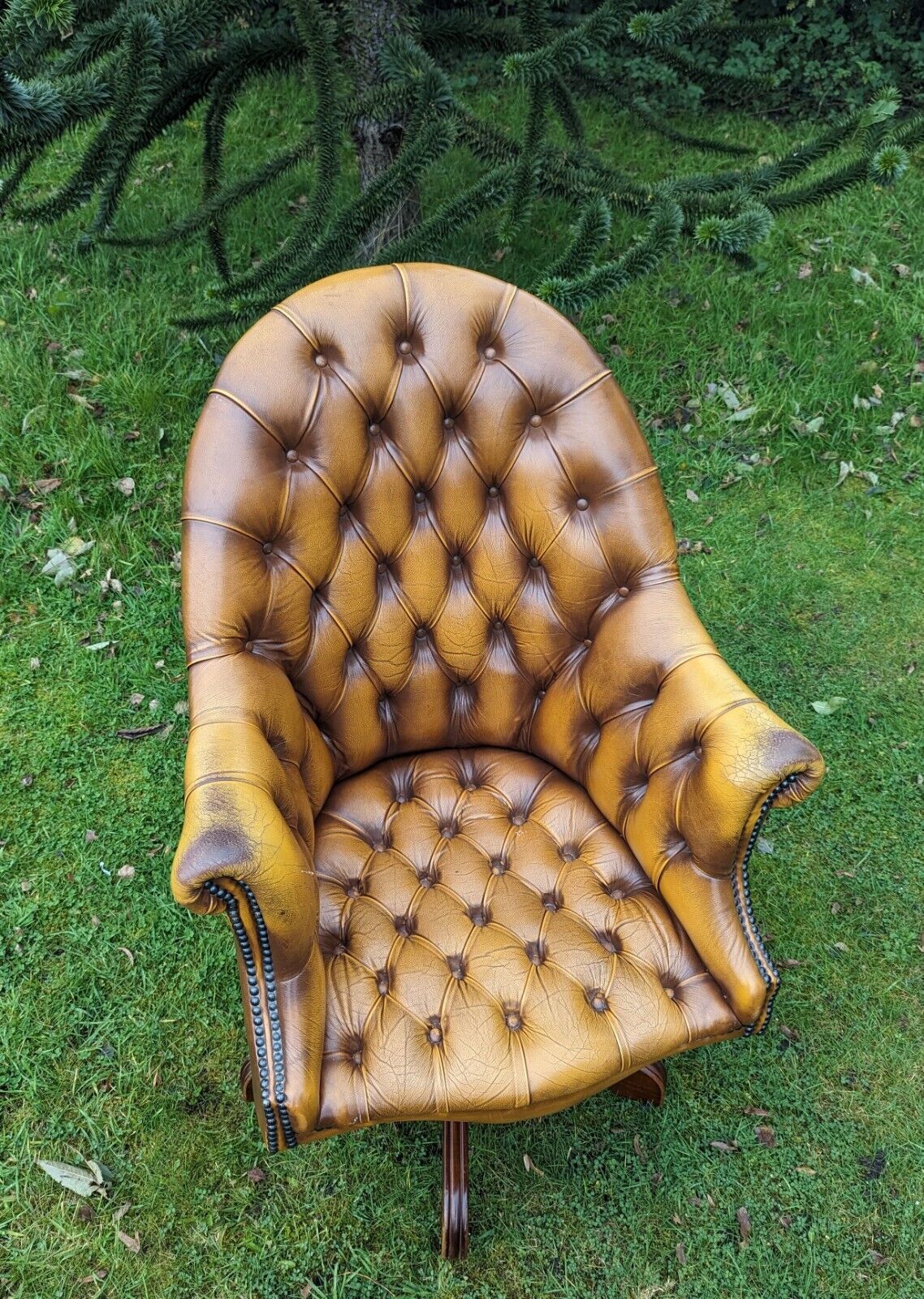 1950s Directors tan leather tilt chesterfield