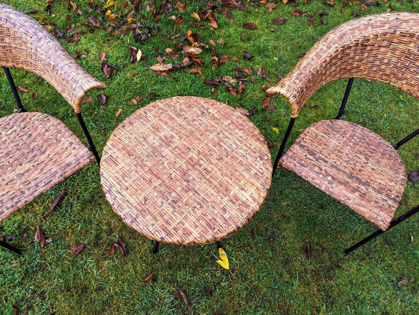 Stylish comfy 3 piece including folding table wicker garden bistro set