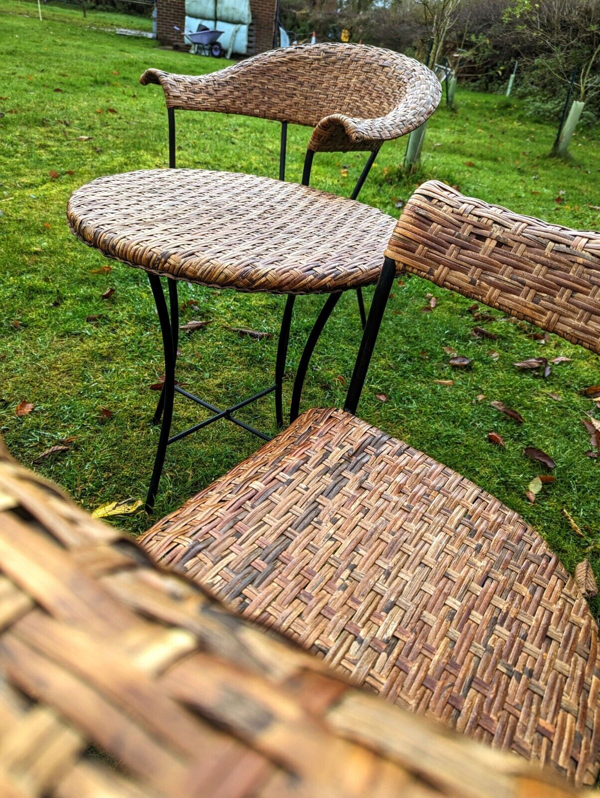 Stylish comfy 3 piece including folding table wicker garden bistro set