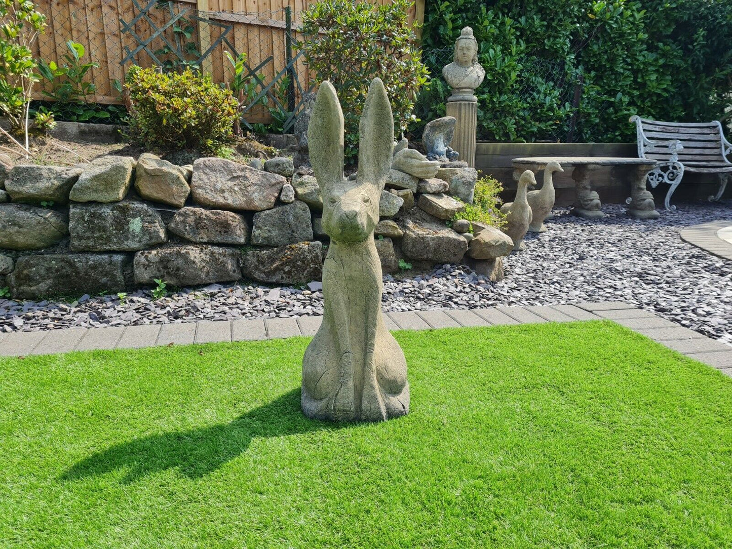 English stone Hare garden ornament - Free UK Delivery