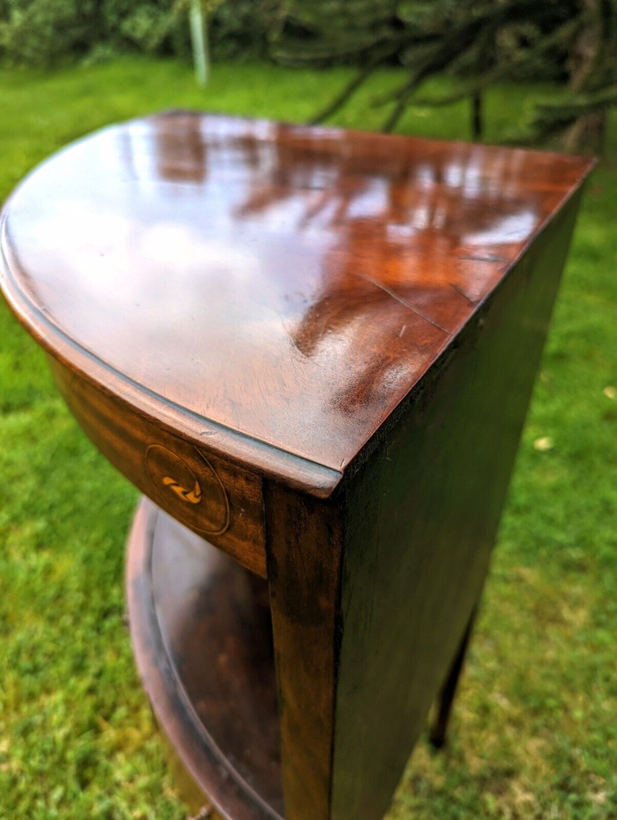 Antique George 111 inlaid mahogany corner washstand - cabinet