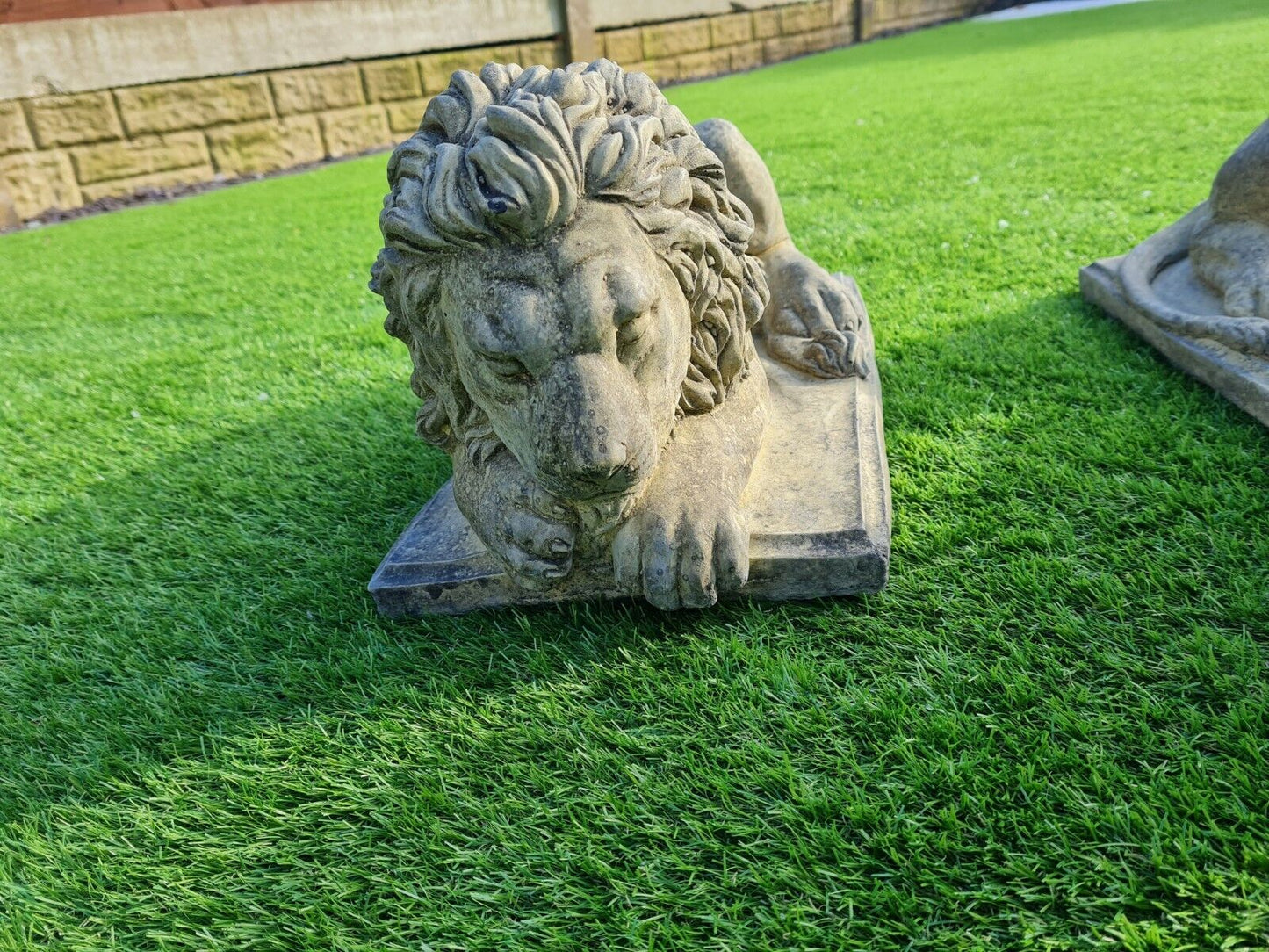 Trafalgar lions English stone - Free UK Delivery