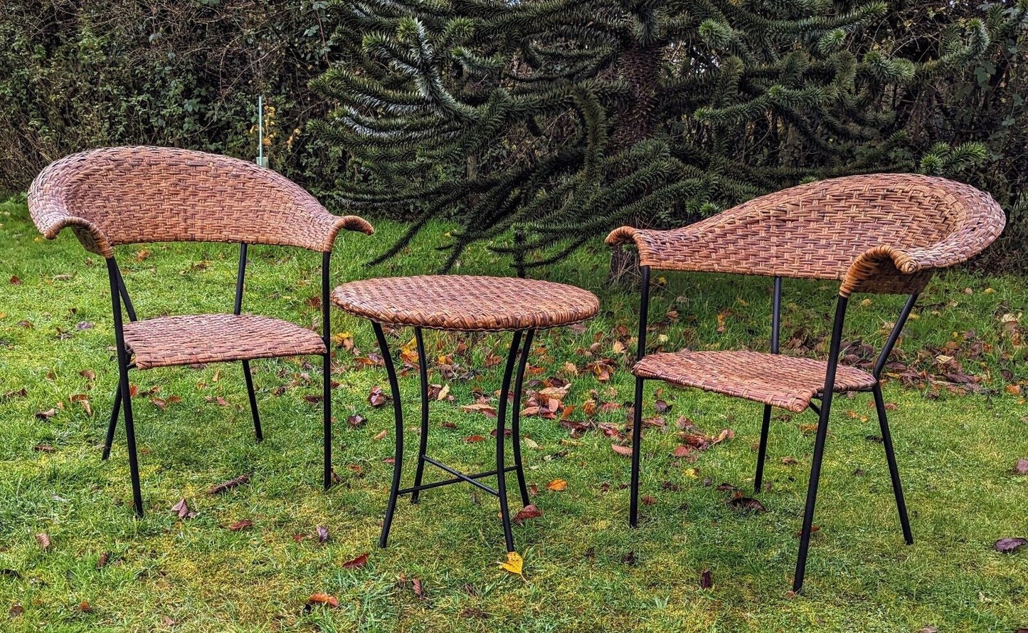 Stylish comfy 3 piece including folding table wicker garden bistro set