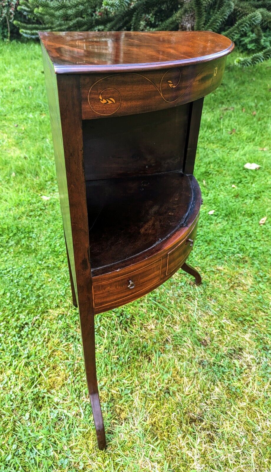 Antique George 111 inlaid mahogany corner washstand - cabinet