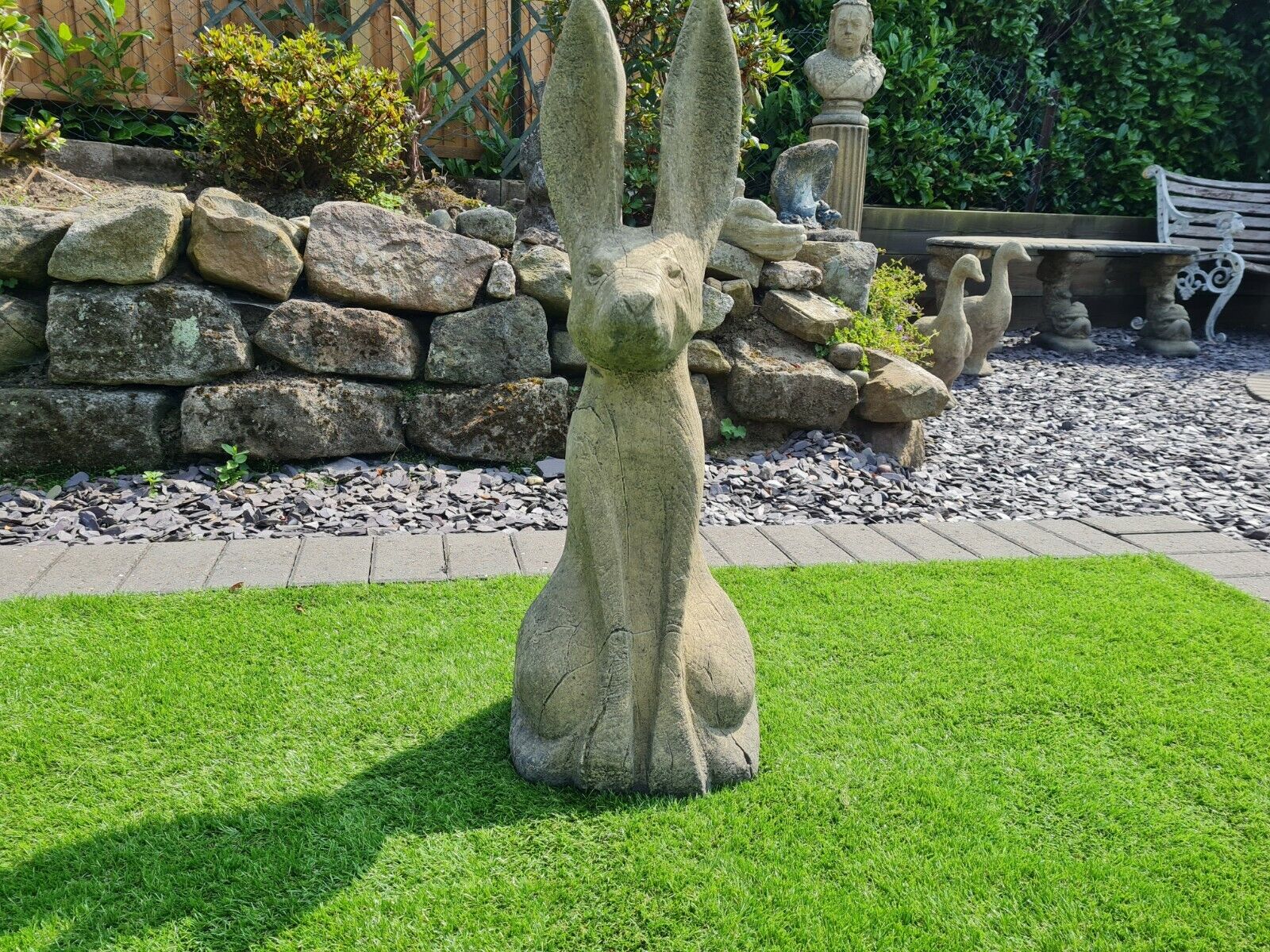 English stone Hare garden ornament - Free UK Delivery