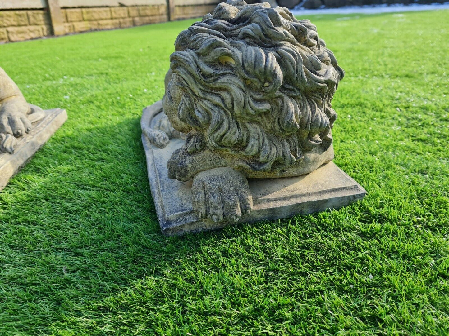 Trafalgar lions English stone - Free UK Delivery