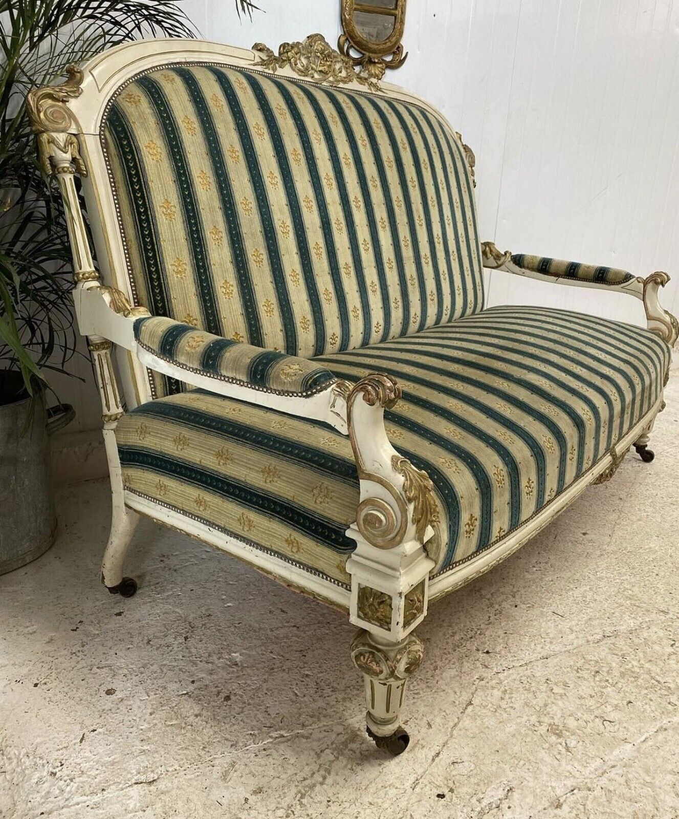 French regency begere Louis xv sofa - Free UK Delivery