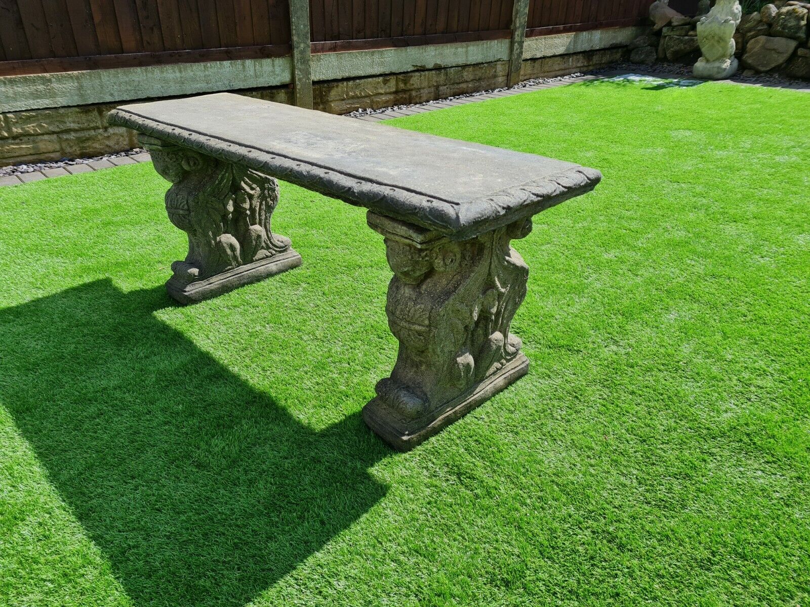 Rams head bench English stone - Free UK Delivery