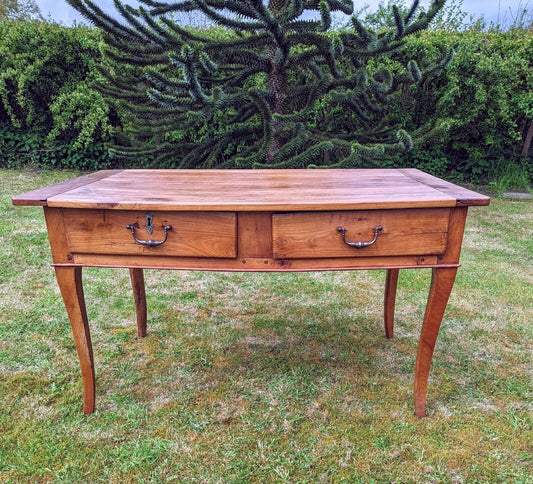 VINTAGE FRENCH CHERRYWOOD FARMHOUSE TABLE