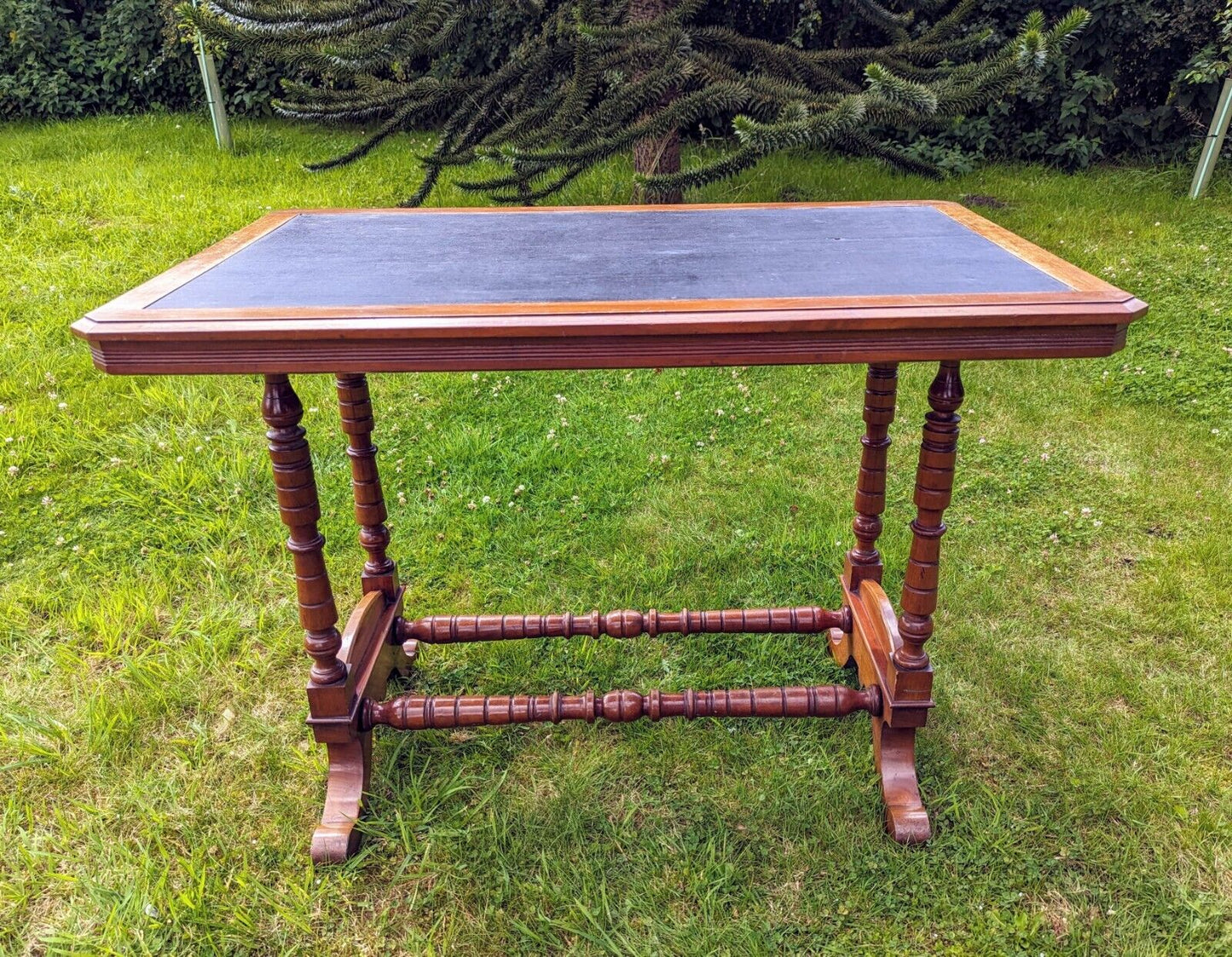 Antique Victorian walnut dining table